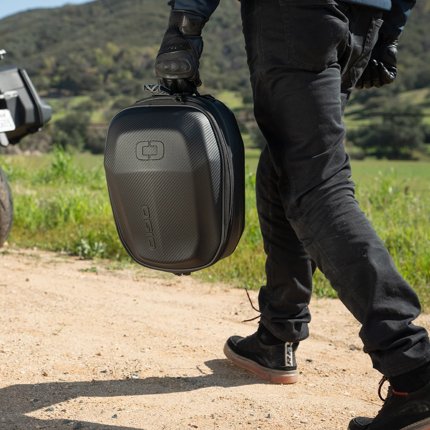 TB2 21L TAIL BAG - Image 18